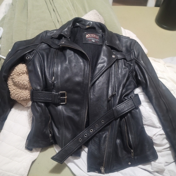 HEAVY leather jacket - Picture 2 of 10